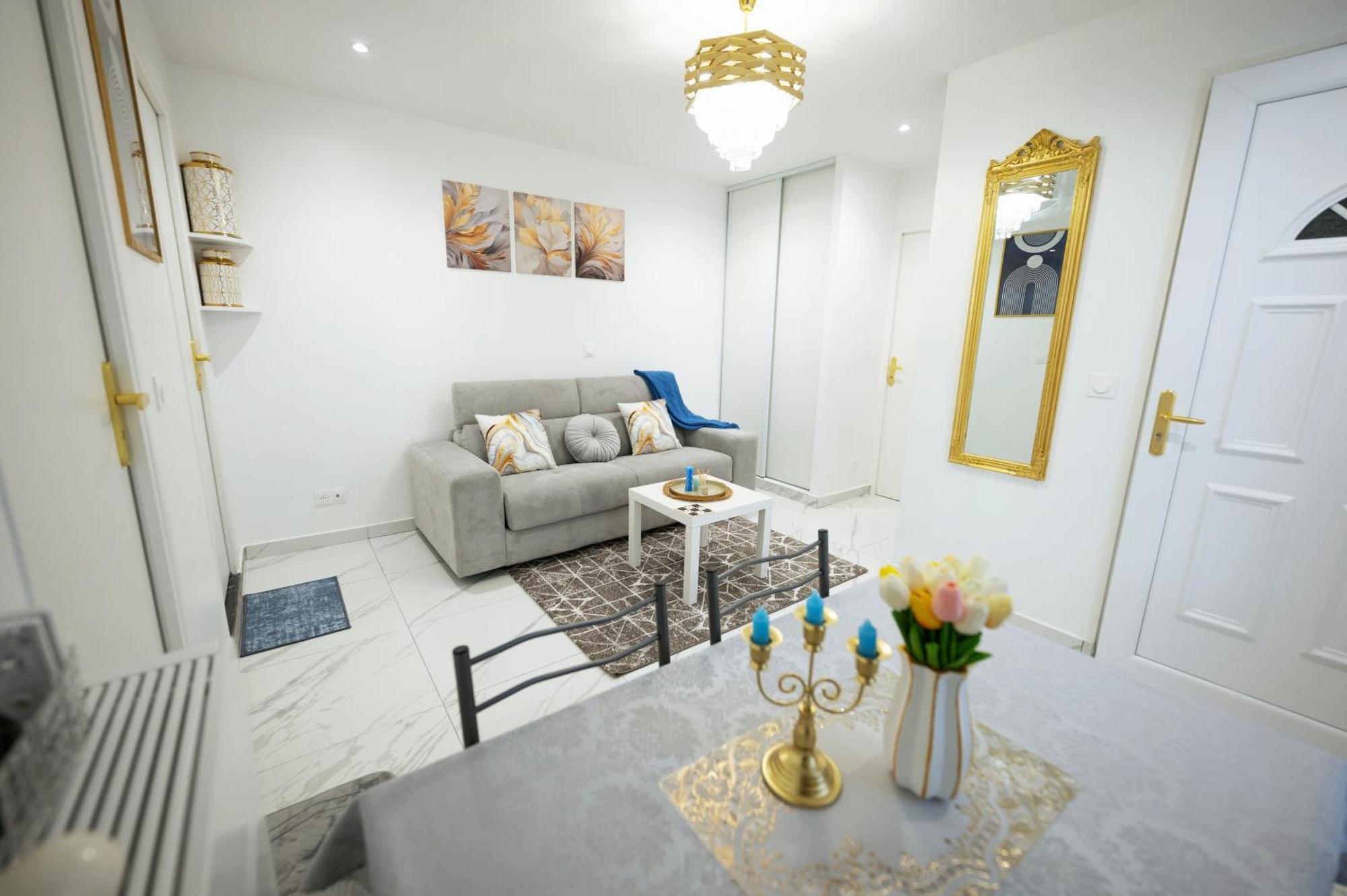 L'or 2 Pieces De 44 M2 *